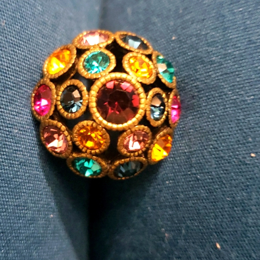 Vintage ring, 17 stones ring